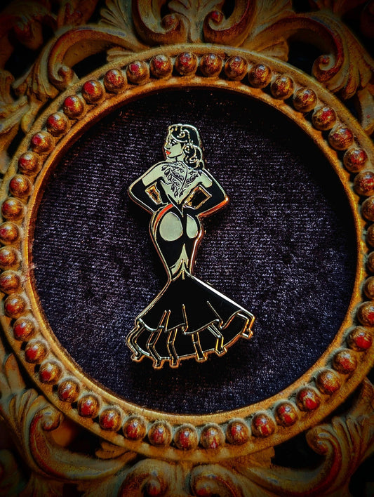Pin Loulou the Duchess of Rière
